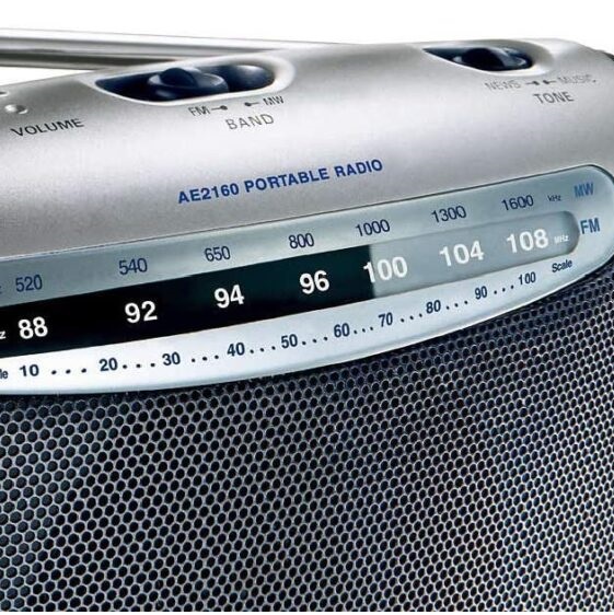 Philips Portable 2 Band Radio AE2160