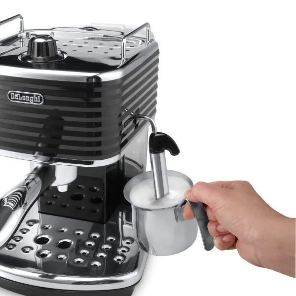 DeLonghi Scultura Coffee Machine | Milk Frother | Black | ECZ351.BK