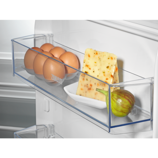 Zanussi Low Frost Integrated Fridge Freezer | ZNFN18ES3