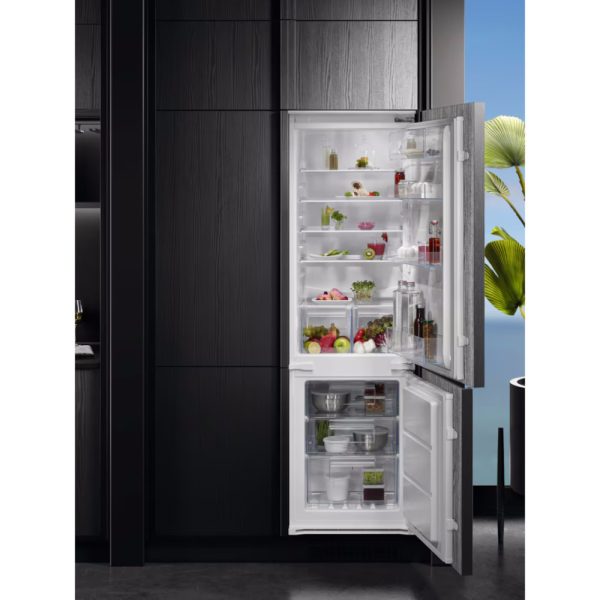 AEG Integrated 70/30 Fridge Freezer | OSC6N18IES